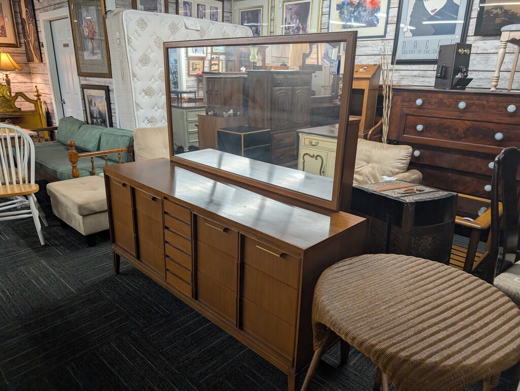 Mid Century Dresser With Mirror