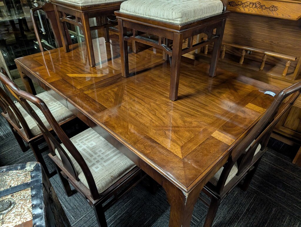 Vintage Table With Six Chairs