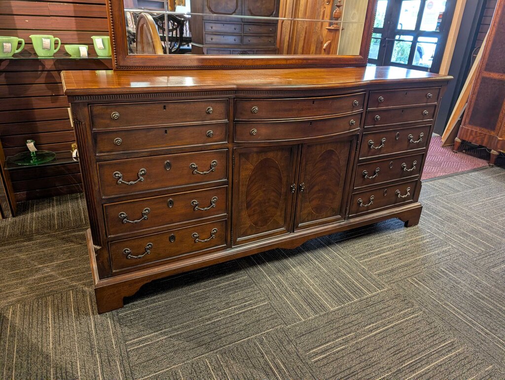 Drexel Heritage Dresser With Mirror