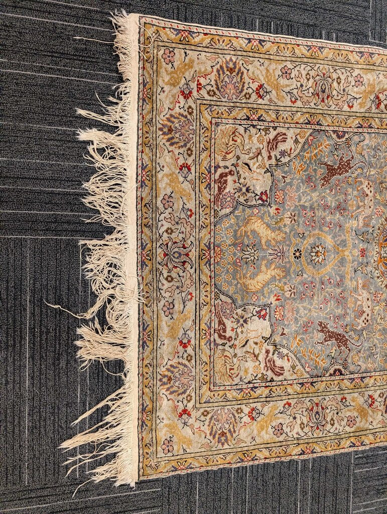 Hand Knotted Wool Kayseri Carpet 47" x 75"