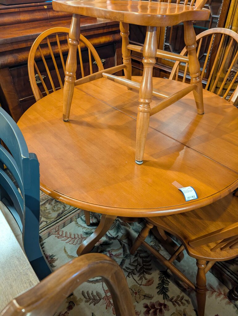 Contemporary Round Table w/ Built in Butterfly Leaf & Four Chairs