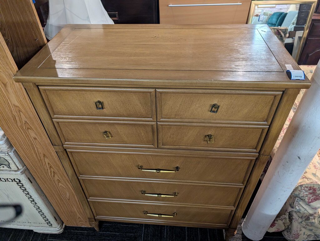 Vintage Chest Of Drawers