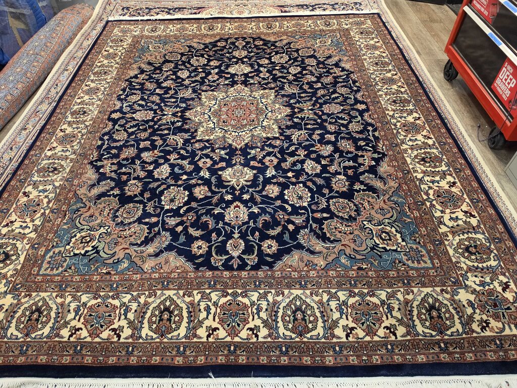 Stunning Hand Woven Wool Kashan Medallion Navy & Ivory Oriental Carpet 8'1" by 10'6"