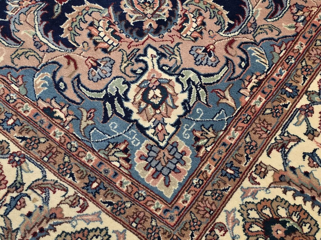 Stunning Hand Woven Wool Kashan Medallion Navy & Ivory Oriental Carpet 8'1" by 10'6"