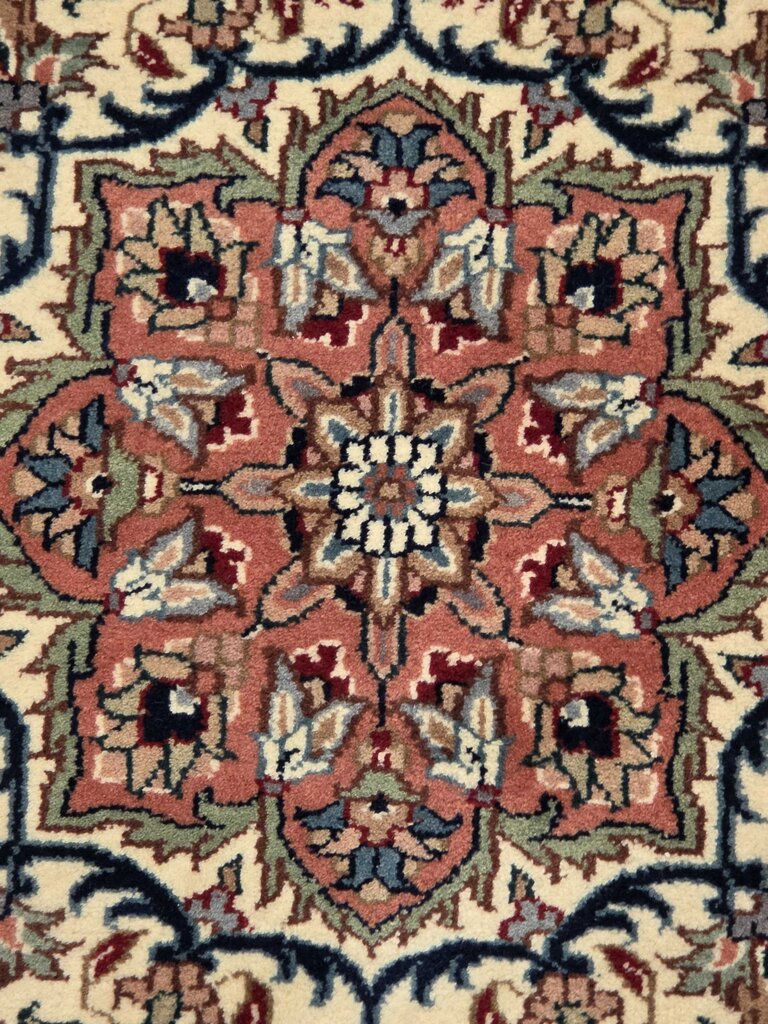 Stunning Hand Woven Wool Kashan Medallion Navy & Ivory Oriental Carpet 8'1" by 10'6"